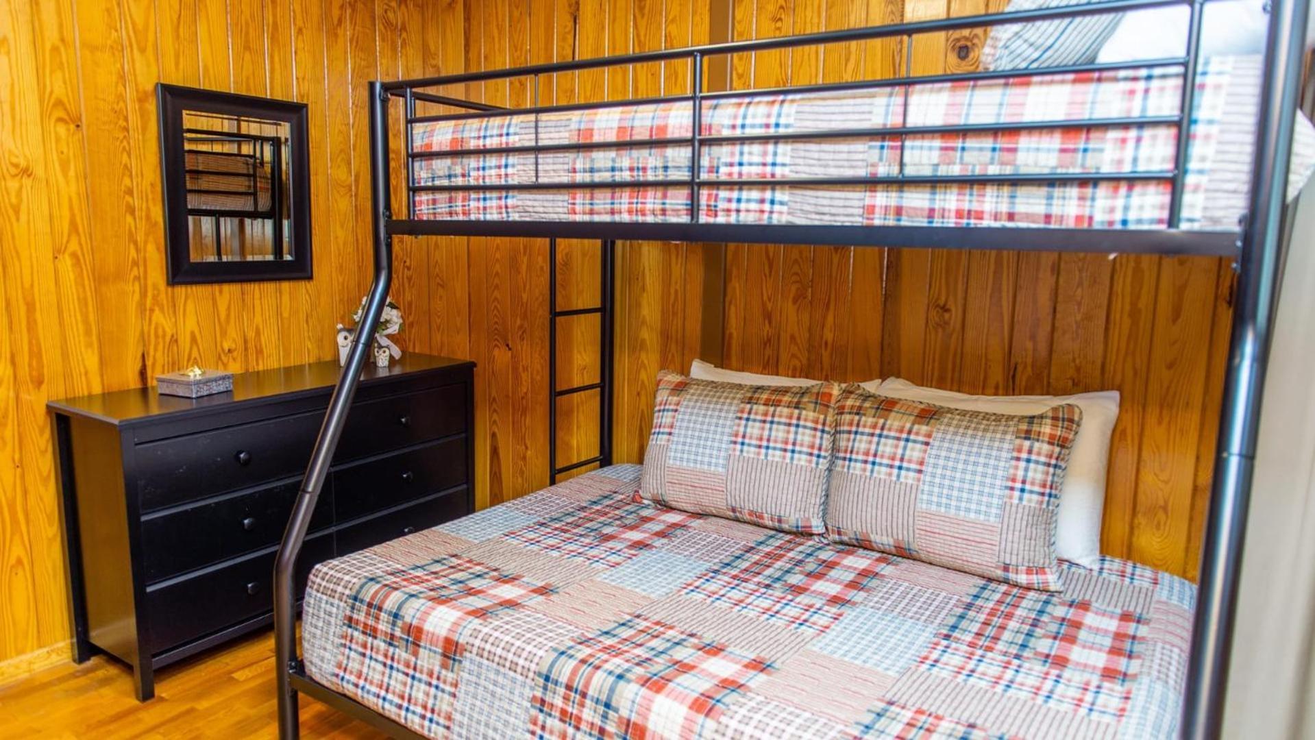 Little Smoky Retreat , 3 Bedroom , Close To Downtown Gatlinburg And Pigeon Forge Exterior photo